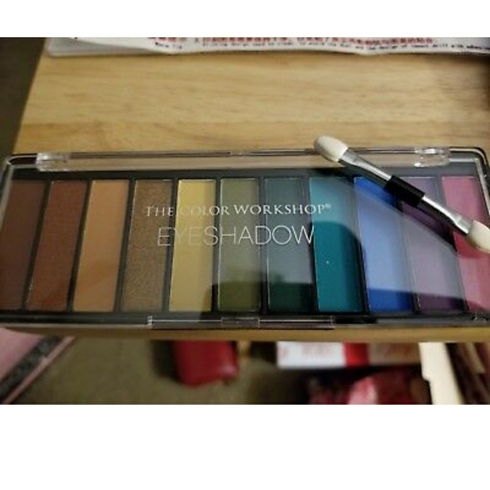 Colourworks Eyeshadow pallette